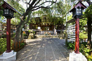 白山神社